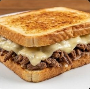 Kavurma Kaşarlı Tost